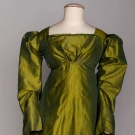 CHANGEANTE SILK GOWN, 1815-1825