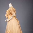 YELLOW SILK TULLE BALL GOWN, LATE 19TH C