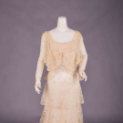CHAINSTITCH &amp; TAPE LACE APPLIQUÉ TEA DRESS, c. 1912
