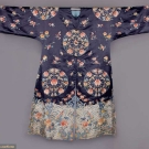 EMBROIDERED SILK ROBE, CHINA, LATE 19TH-EARLY 20TH C